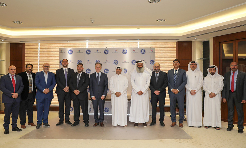 QEWC-GE-Signing1_1000x600-1.jpg