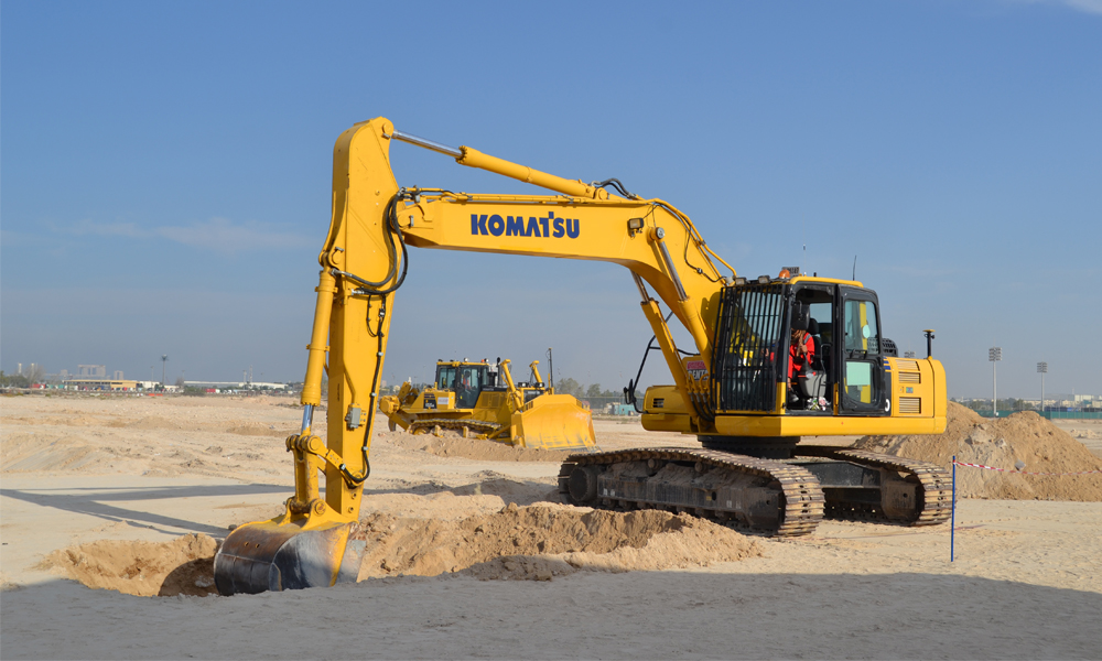 Komatsu-Excv-1000X600-1-1.jpg