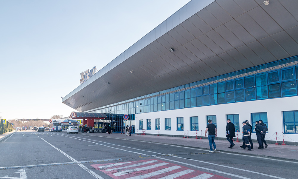 Chisinau-International-Airport1_1000x600-1.jpg