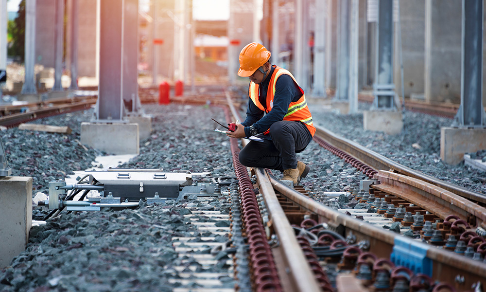 Rail-infrastructure_1000x600-1.jpg